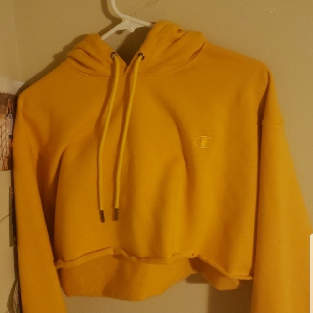 Cropped yellow champion hoodie